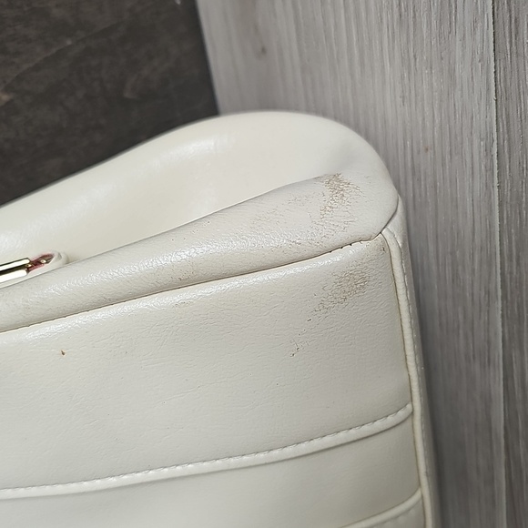 Vintage JR White Leather MCM Shoulder Bag - Picture 5 of 15